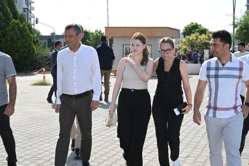 Özgür Özel, Nehir Zeyrek'i sınav sabahı yalnız bırakmadı