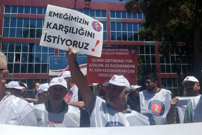 Hükümetten yine dalga geçer gibi teklif geldi: Sadece 1 puan artırılarak yüzde 17 olarak açıklandı