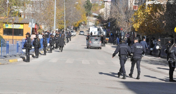 Davutoğlu’nun ‘Alevi açılımı’ndan müze çıktı!