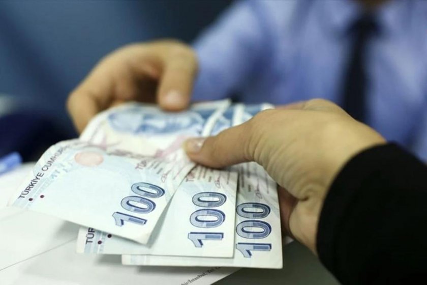 Yargıtay kararı Resmi Gazete’de: Tüketici kredisi nedeniyle bankalar emekli maaşına bloke koyabilecek