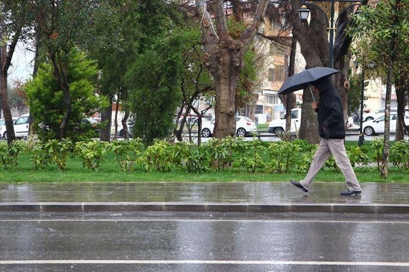 Meteoroloji: Kuzeydoğu kesimlerinde sağanak bekleniyor