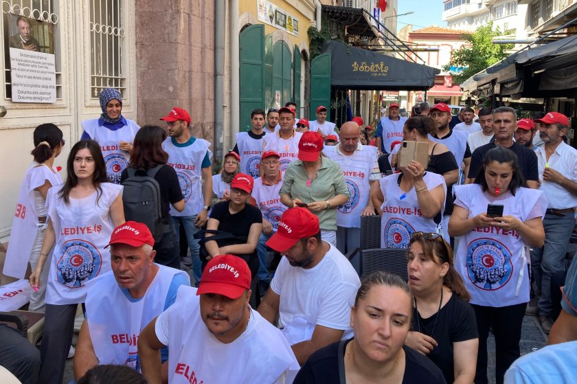 İzBB’de atılan işçilerin işe dönüş mücadelesi 2’nci gününde sürüyor