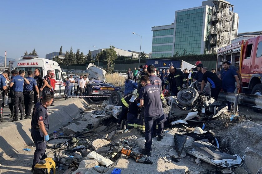 Kocaeli Dilovası'nda zincirleme kaza: 5 kişi hayatını kaybetti