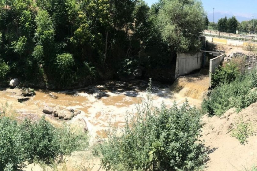 Bakanlıktan DESKİ'ye 1.6 milyon lira deşarj cezası