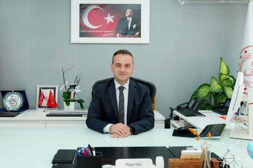 LGS tartışmalarıyla ilgili görevden alınmıştı: MEB müdürünün çocuğu da soruları tam yapmış