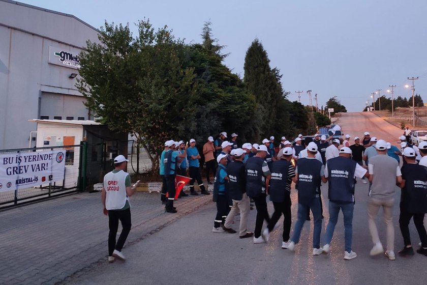 Toplu sözleşme süreci tıkanan GM Teknik cam işçileri grevde