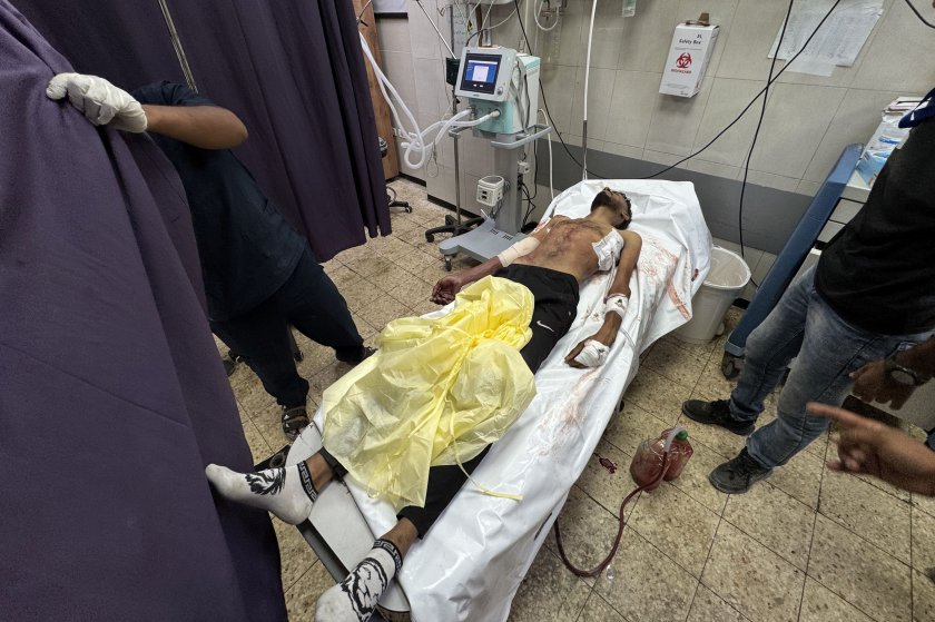 İsrail'in ateşi sonucu bir gazeteci yaralandı, biri hayatını kaybetti