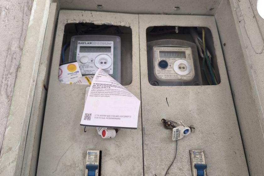 “Elektrikte yeni tarife” iddiasına tepki: “Gaz lambası mı, mum mu yakalım?”