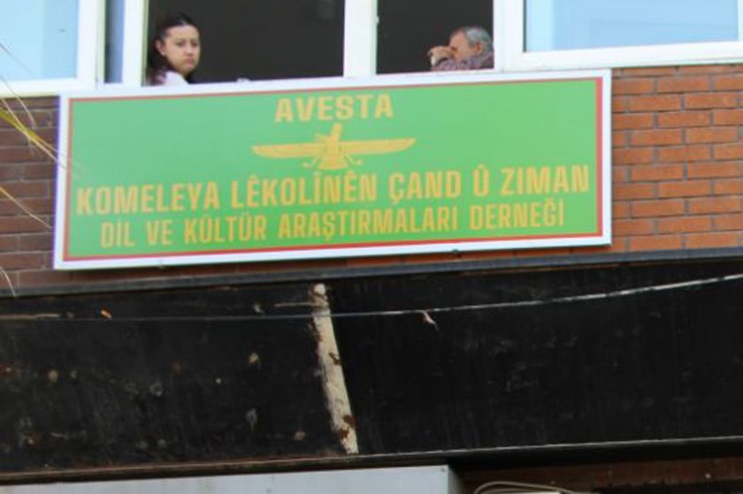 Kürtçe eğitim veren Avesta Derneği mühürlendi