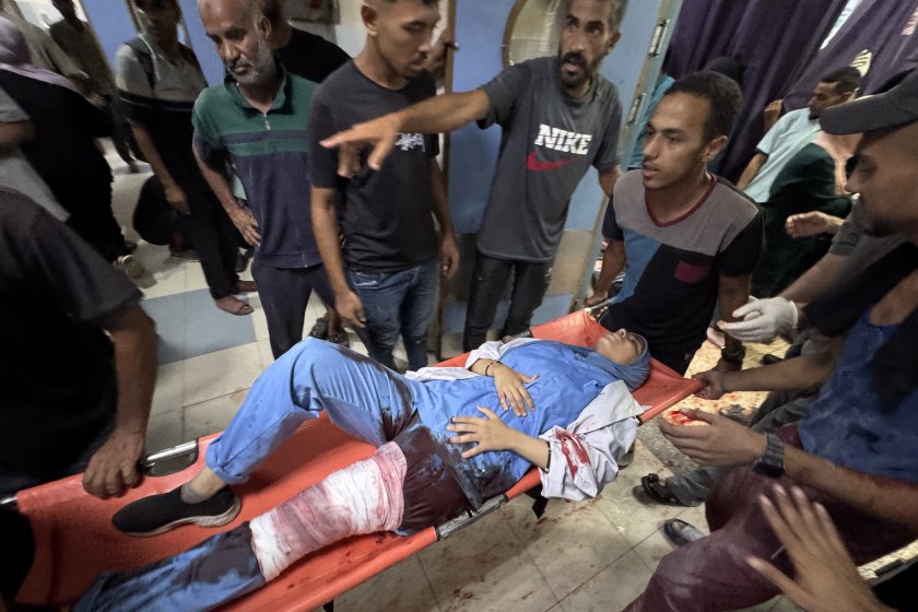 İsrail, Gazze'deki Nasır Hastanesi'ne saldırı düzenledi: 4'ü gazeteci 15 kişi hayatını kaybetti
