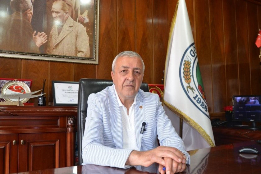CHP'li Göle Belediye Başkanı Budak, partisinden istifa etti