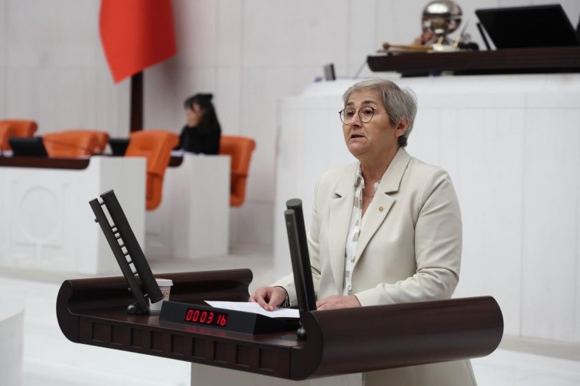 Mudurnu Deresi'nde yaşanan kirlilik Meclis gündeminde: Dereyi kirleten tesisler yıllardır denetimlerden nasıl kaçtı