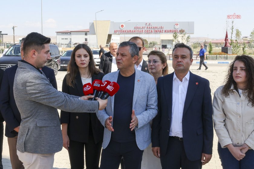 Özgür Özel, tutuklu İpek Elif Atayman'ı ziyaret etti