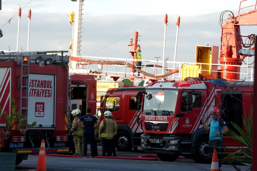 Haydarpaşa Limanında gemide çıkan yangın söndürüldü