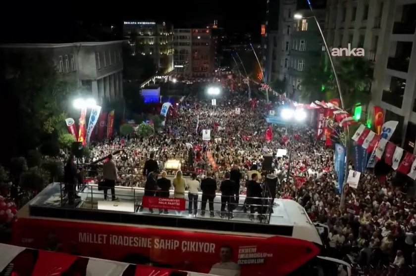 Millet İradesine Sahip Çıkıyor mitingi Beyoğlu'nda: İktidar seçim, millet geçim derdinde