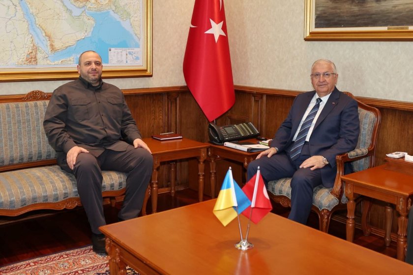Bakan Güler, Ukrayna Milli Güvenlik Sekreteri ile görüştü