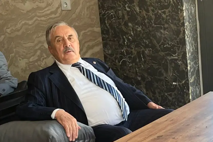 AKP'li Salim Ensarioğlu'ndan 'üniversitelerde organize istismar ağı' iddiası