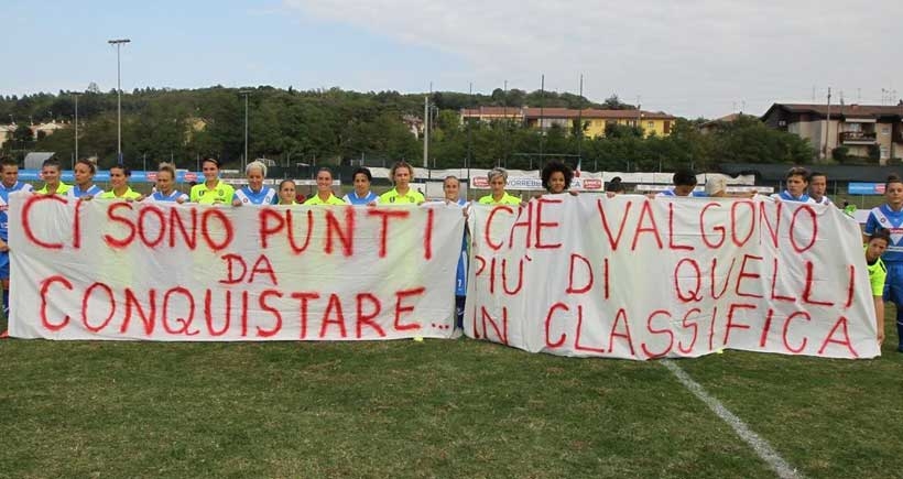 İtalya'da kadın futbolcular boykota hazırlanıyor