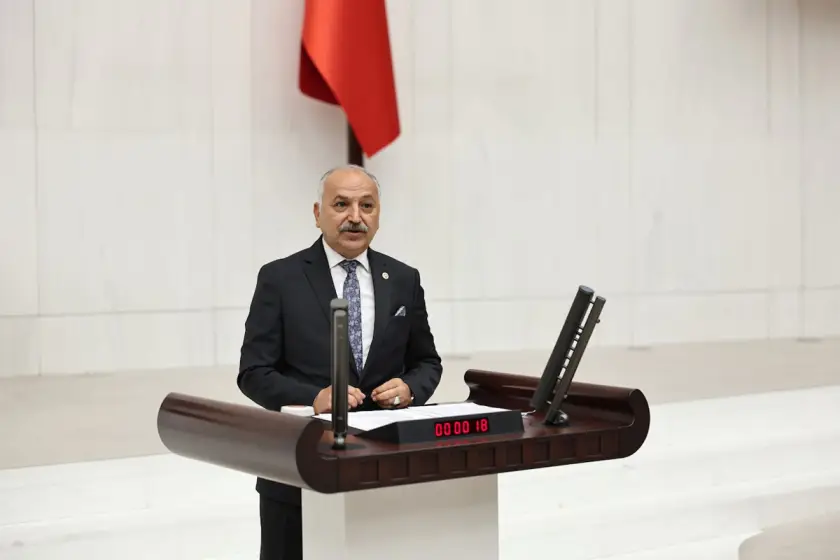 Talat Dinçer: Diyanet'in 5 aylık harcamasını sordu: “74,6 milyar TL'yi tam olarak nereye harcadı?”
