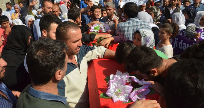 Ankara’daki patlamada ölen barış annesi Meryem Bulut toprağa verildi