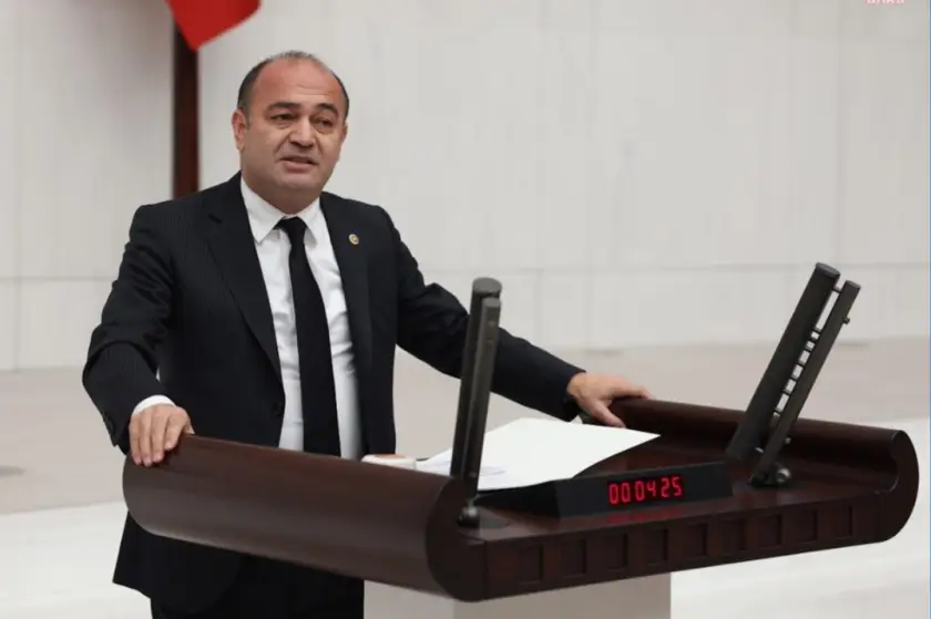 Özgür Karabat: “Hazine'nin borçlanması ponzi sarmalına döndü”