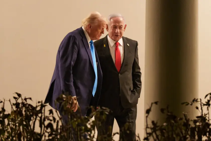 Netanyahu, 'dostu' Trump ile İran'ı konuşacağını duyurdu