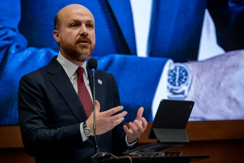 Bilal Erdoğan EYT'lileri tembellikle suçladı: 'Geçim aylığı istemeyi nasıl içine sindiriyorlar?'