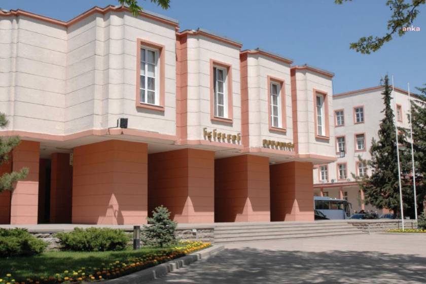 19 mülki idare amirine birinci sınıf terfisi Resmi Gazete'de yayımlandı