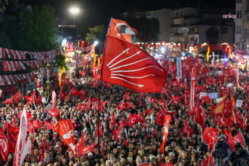 Bir ayda 32 bin kişi CHP'ye üye oldu