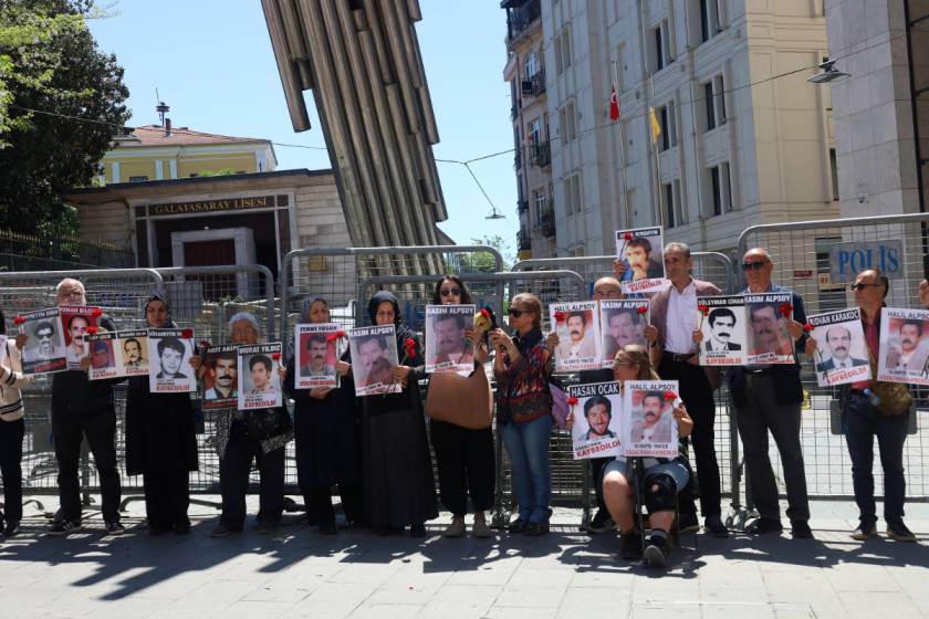 Cumartesi Anneleri Kasım ve Halil Alpsoy için adalet istedi: “Failleri ortaya çıkaracak soruşturmalar yürütün”