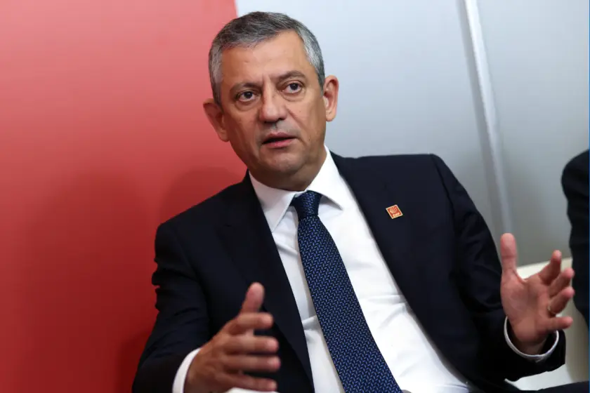 Özgür Özel, The Economist'e yazdı: AKP’nin hedefi muhalefeti yok etmek değil, ehlileştirmek