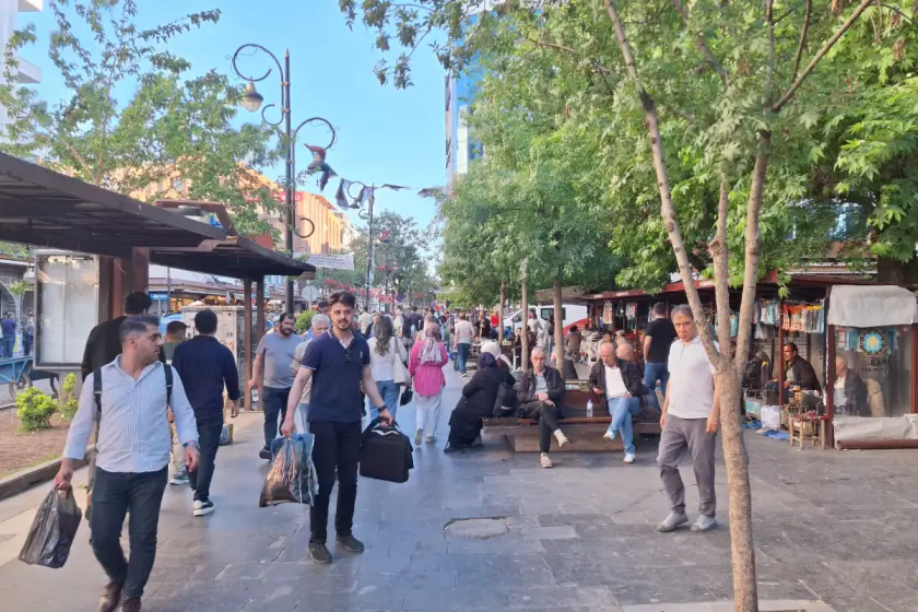 Yurttaş mevcut siyasetten umutsuz, çareyi ‘halk meclislerinde’ arıyor