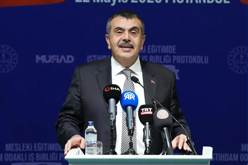 MEB’den MÜSİAD’la protokol: Öğrenciler sektöre emanet