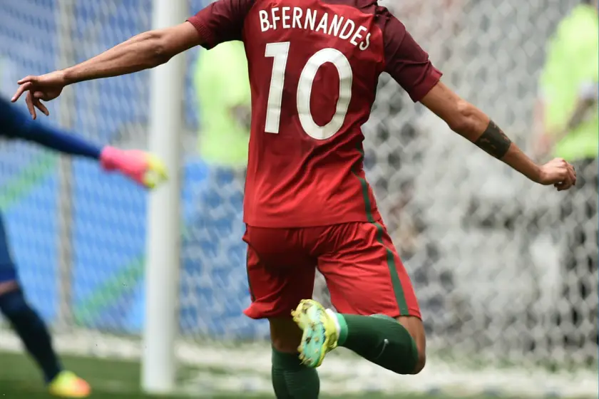 Bruno Fernandes yılın futbolcusu seçildi