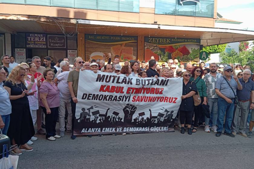 Alanya Emek ve Demokrasi Güçlerinden “mutlak butlan” tepkisi: “Muhalefeti yargı eliyle dizayn etmek istiyorlar”