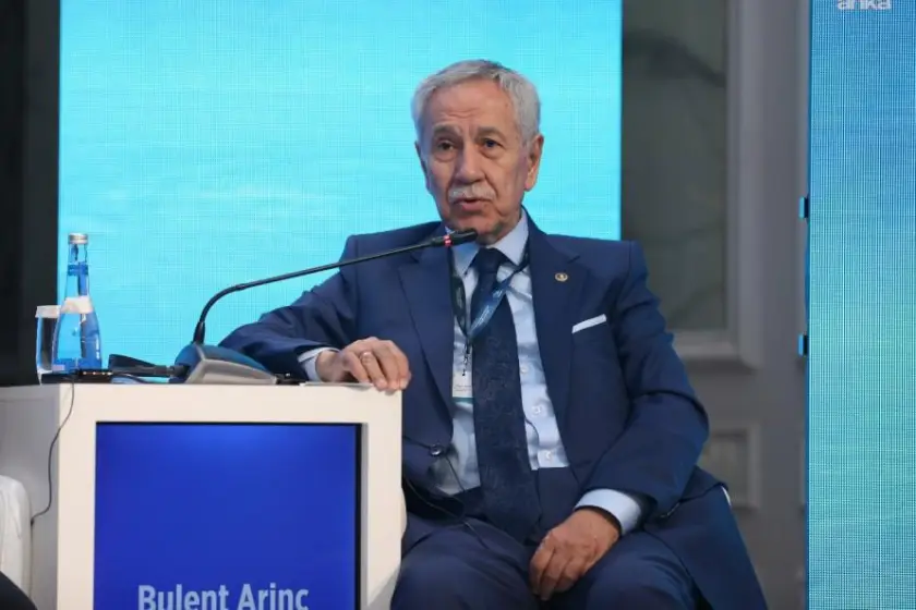 Bülent Arınç'tan 