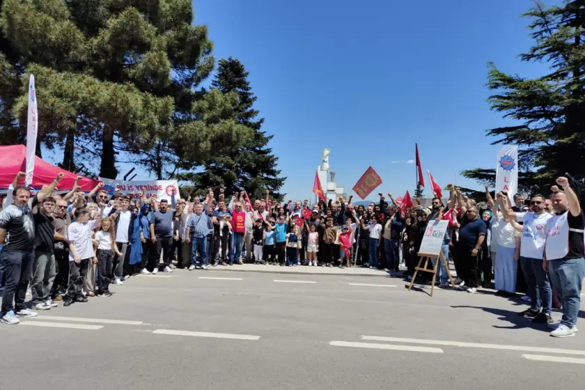 Emek Partisi, grevlerinin 19. gününde P&G işçilerini ziyaret etti