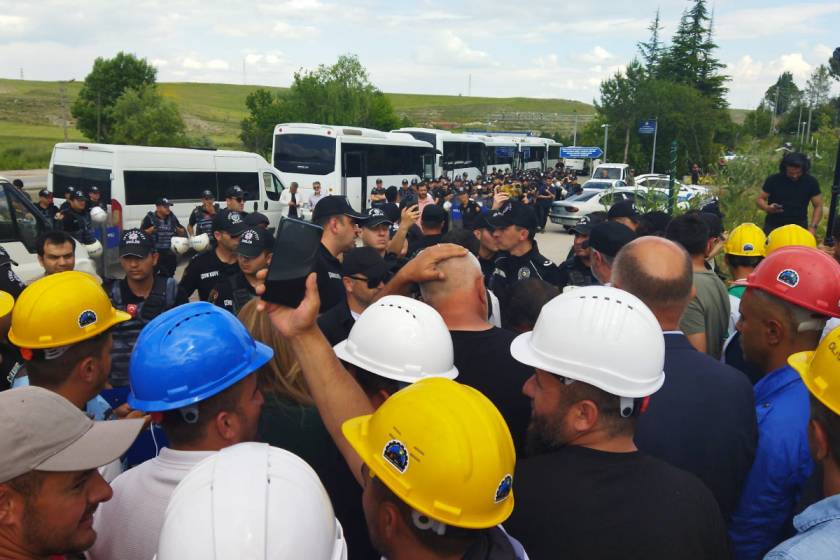 Doruk Madencilik işçileri Ankara’ya alınmadı: ‘Bakanlıkla görüşmede bir ay süre istediler, perşembeye kadar süre veriyoruz’