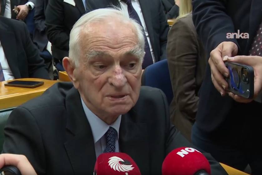 Önder Sav: “CHP’nin kurumsal kimliği mahkeme kararlarıyla yönetilemez”
