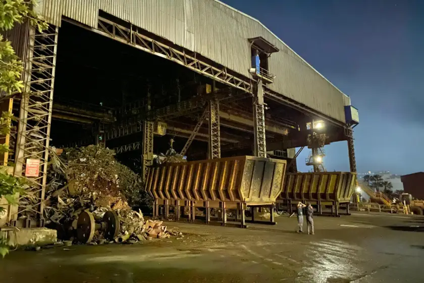 Yeşilyurt Demir Çelik fabrikasında iş cinayeti: Akıma kapılıp kuyuya düşen 3 işçi yaşamını yitirdi
