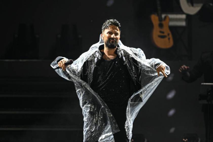 Tarkan, Ankara'da binlerce seyirciyle buluştu