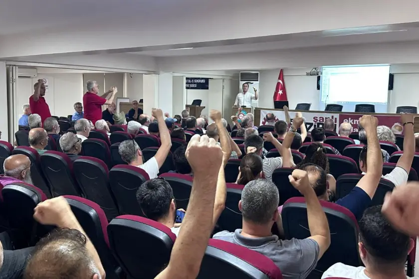 Birleşik Metal-İş İzmir Şubesi 15-16 Haziran paneli düzenledi