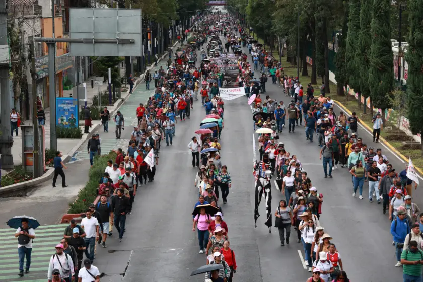 Meksika'da grevdeki öğretmenlerden Dünya Kupası stadyumunda protesto