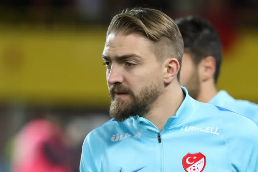 A Milli futbolcu Caner Erkin 37 yaşında emekliliğini açıkladı
