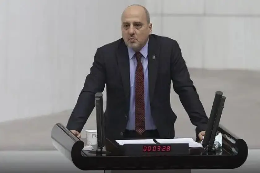 Ahmet Şık’tan Mehmet Şimşek’e fon sorusu: Neden göz yumdunuz?