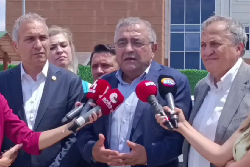 Tanrıkulu ve Özçağdaş'tan açıklama: O 'soytarı' lafını Adalet Bakanı bu başkana yedirmeli
