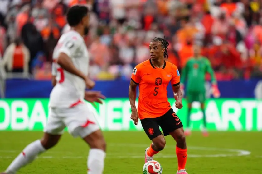 Hollandalı futbolcu Nathan Ake Fenerbahçe’de
