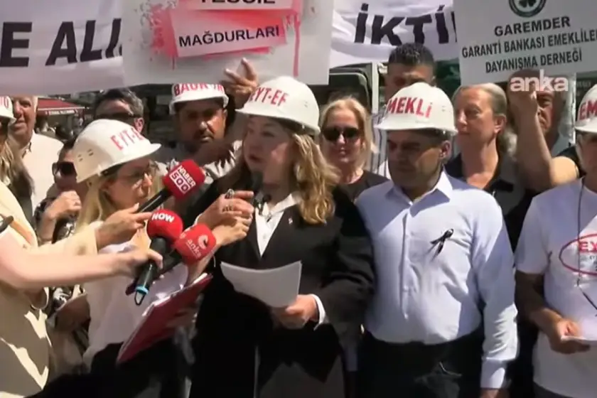 Emekliler Kadıköy'de buluştu: 