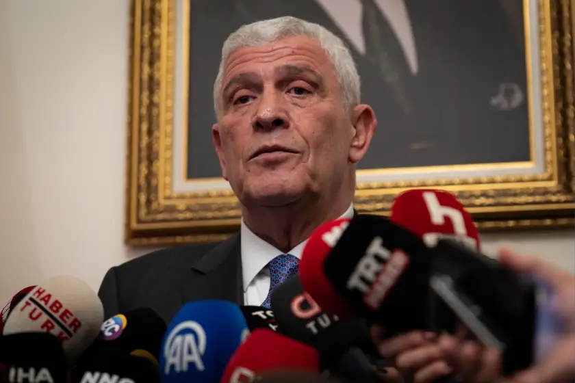 Dervişoğlu'ndan istifa eden Karakaş'a tepki: 'Siyasi namus bataklığında boğulacaksınız'