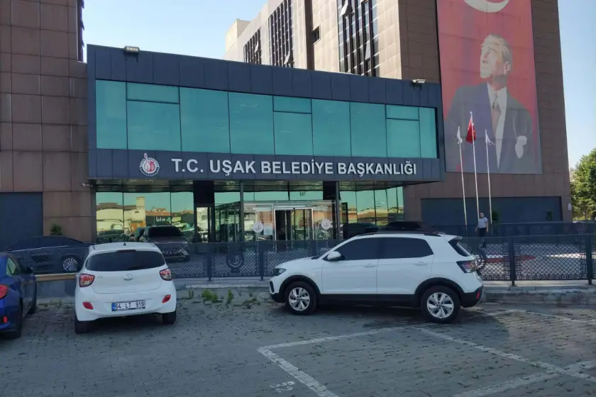 Uşak Belediyesi soruşturması: Gözaltına alınan 15 kişi adliyeye sevk edildi
